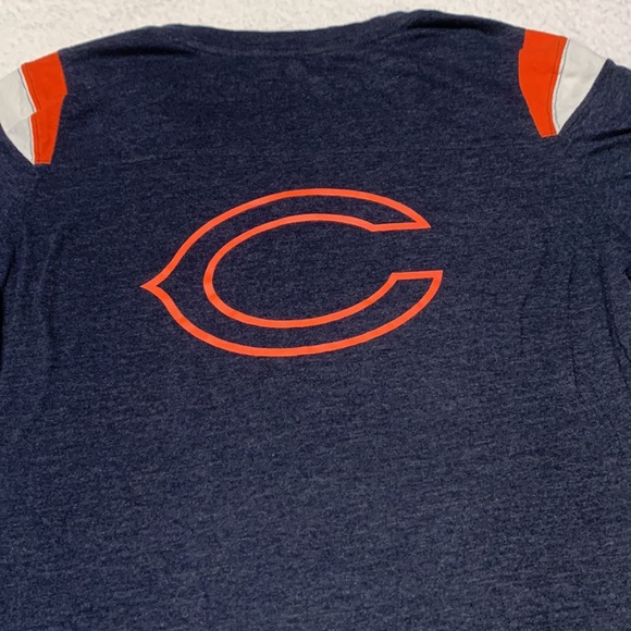 Nike NFL Team Apparel Chicago Bears Ladies Tee, EUC, Size Large - Picture 6 of 9